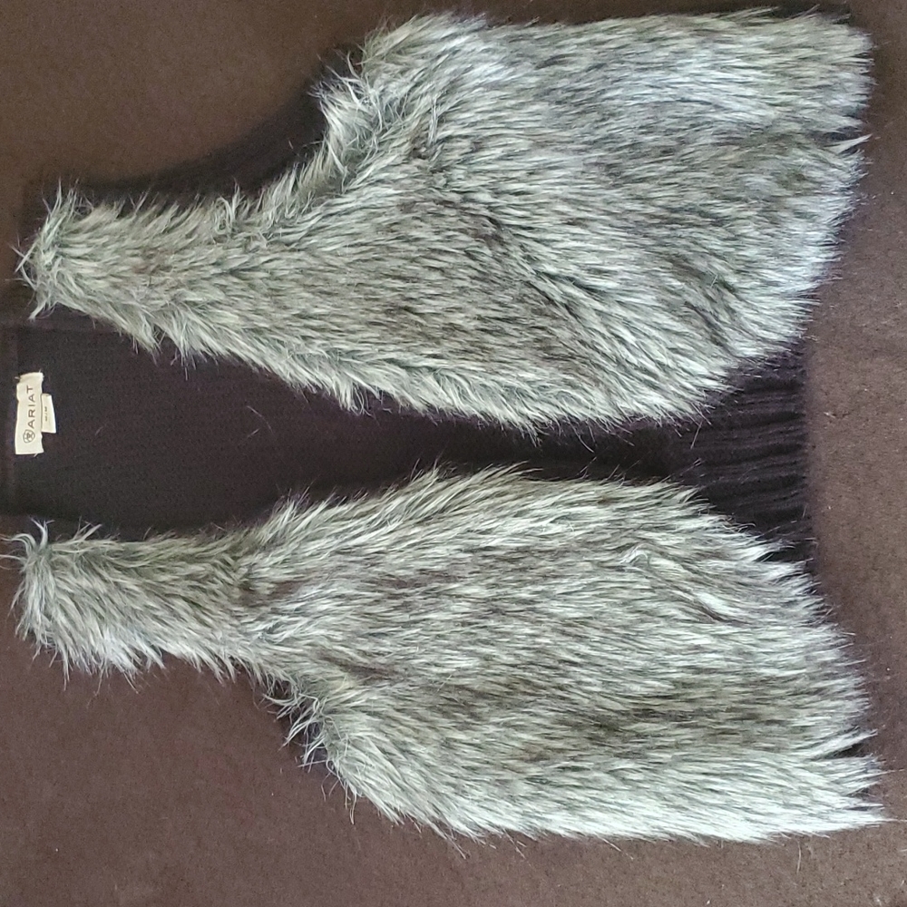 ARIAT Faux Fur/Knit Vest